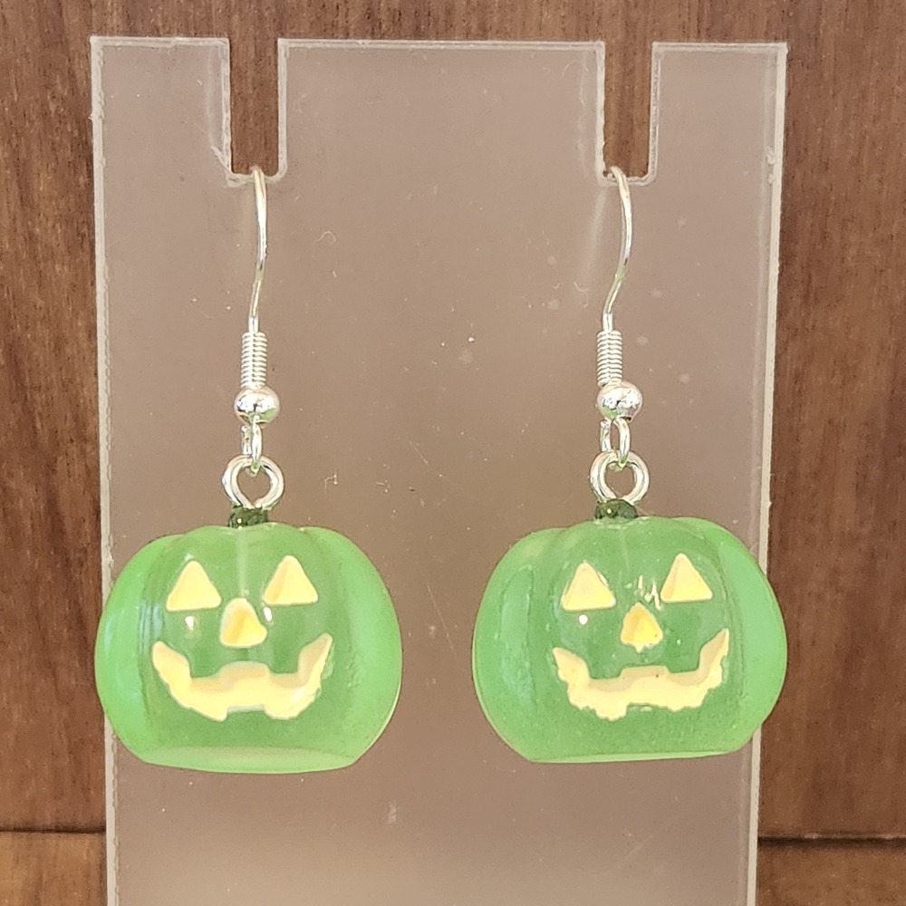 Green Halloween Jack-O-Lantern Pumpkin Drop Earrings Spooky Festive Jewelry